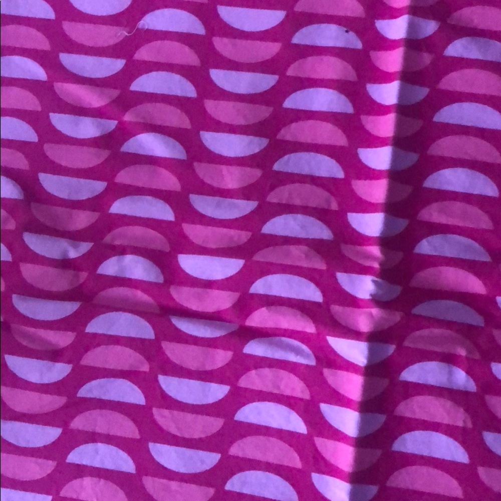 Patterned fabric (2) - Picture 2 of 3